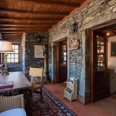 Quinta De Mouraes - Casa Do Xisto Lever